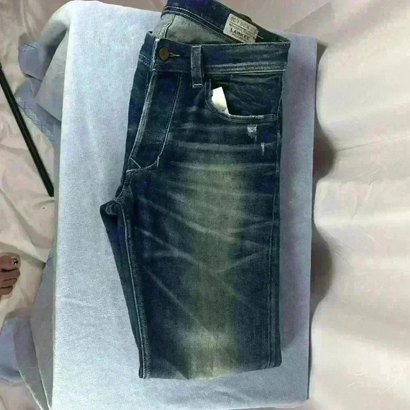 🔥 Diesel Jeans 🔥 - Picture 9 of 12